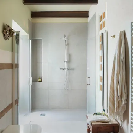 ファームステイ I Casciani モンテスペルトリ